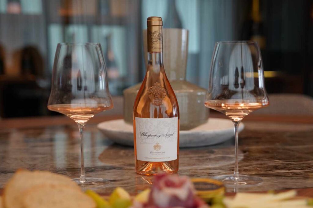 ¿Cómo se hace el vino rosado? maridaje whispering angel