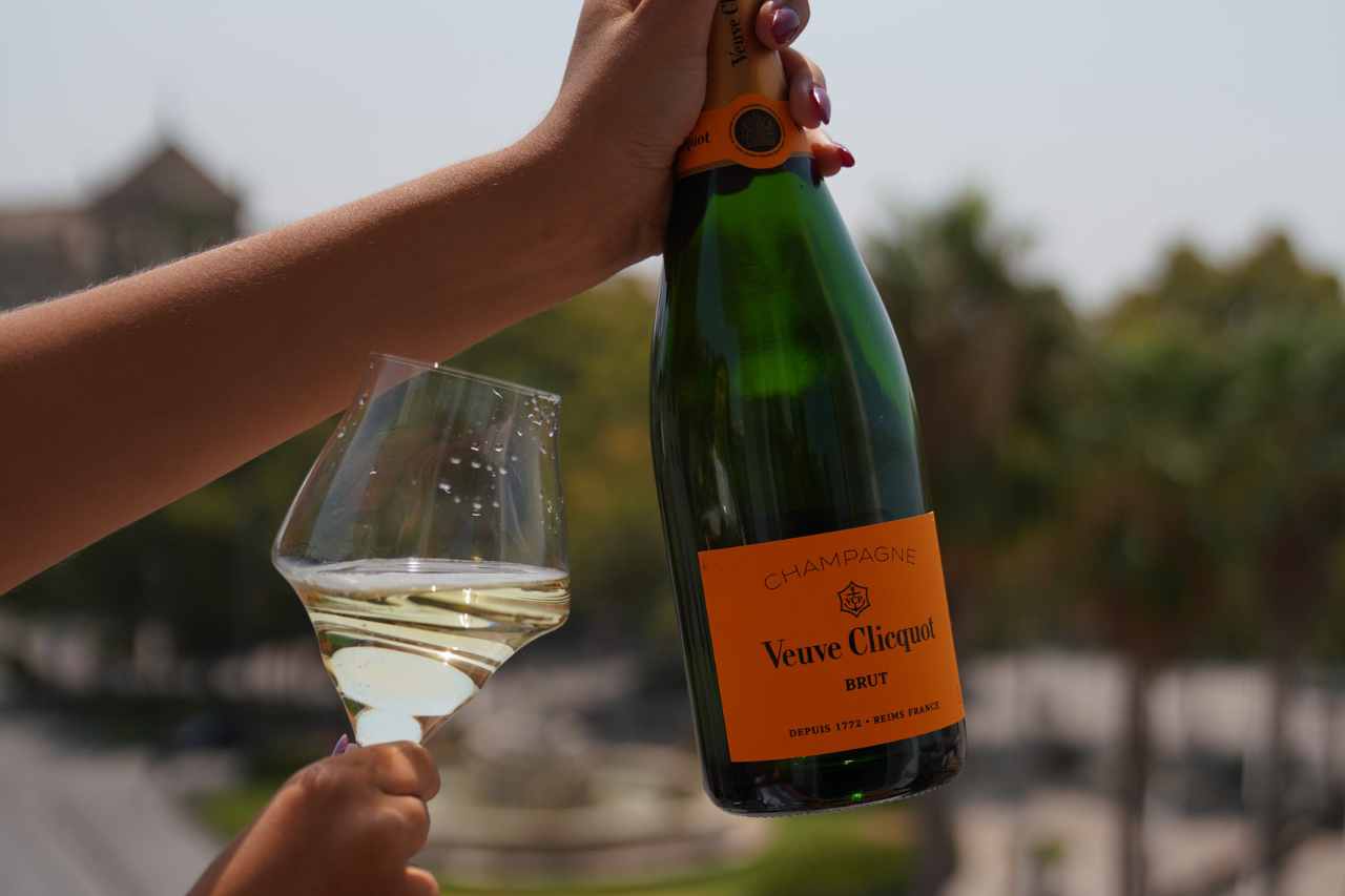 veuve clicquot yellow label veuve clicquot yellow label